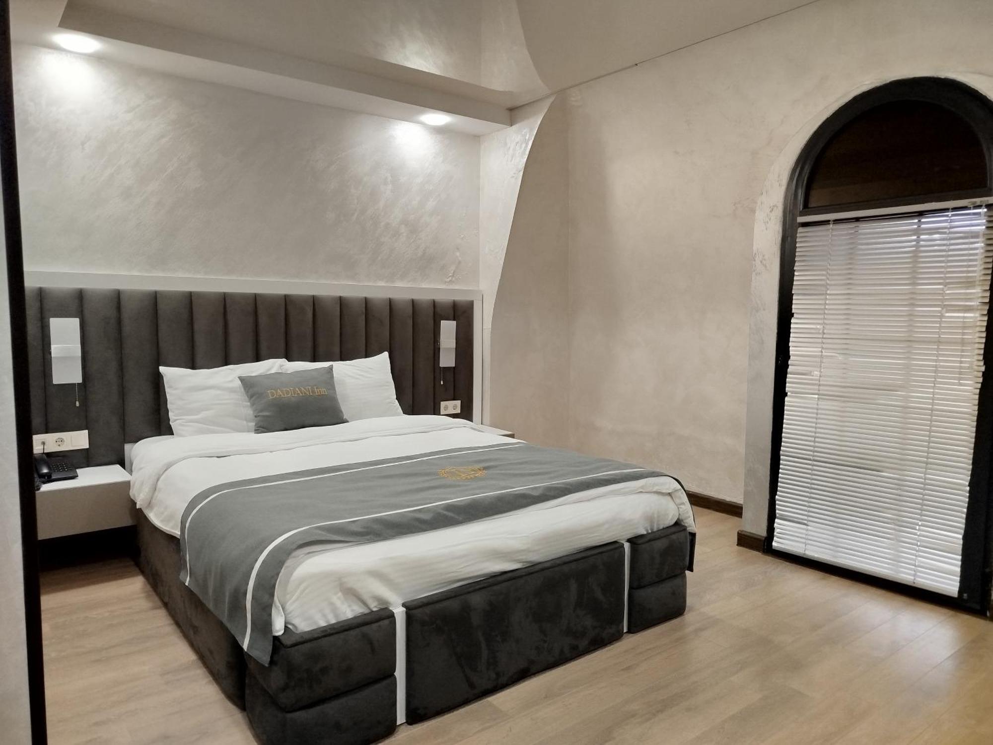 זוגדידי Dadiani Inn מראה חיצוני תמונה
